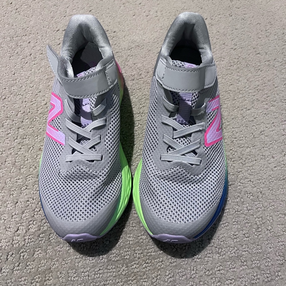 Kids Gray & Pink New Balance Sneakers